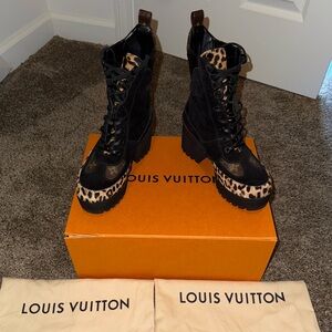 Louis Vuitton Laureate Leopard Print Platform Boots
